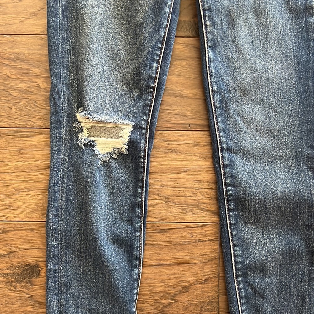 COPY - American Eagle hi-rise jegging crop - Picture 3 of 6